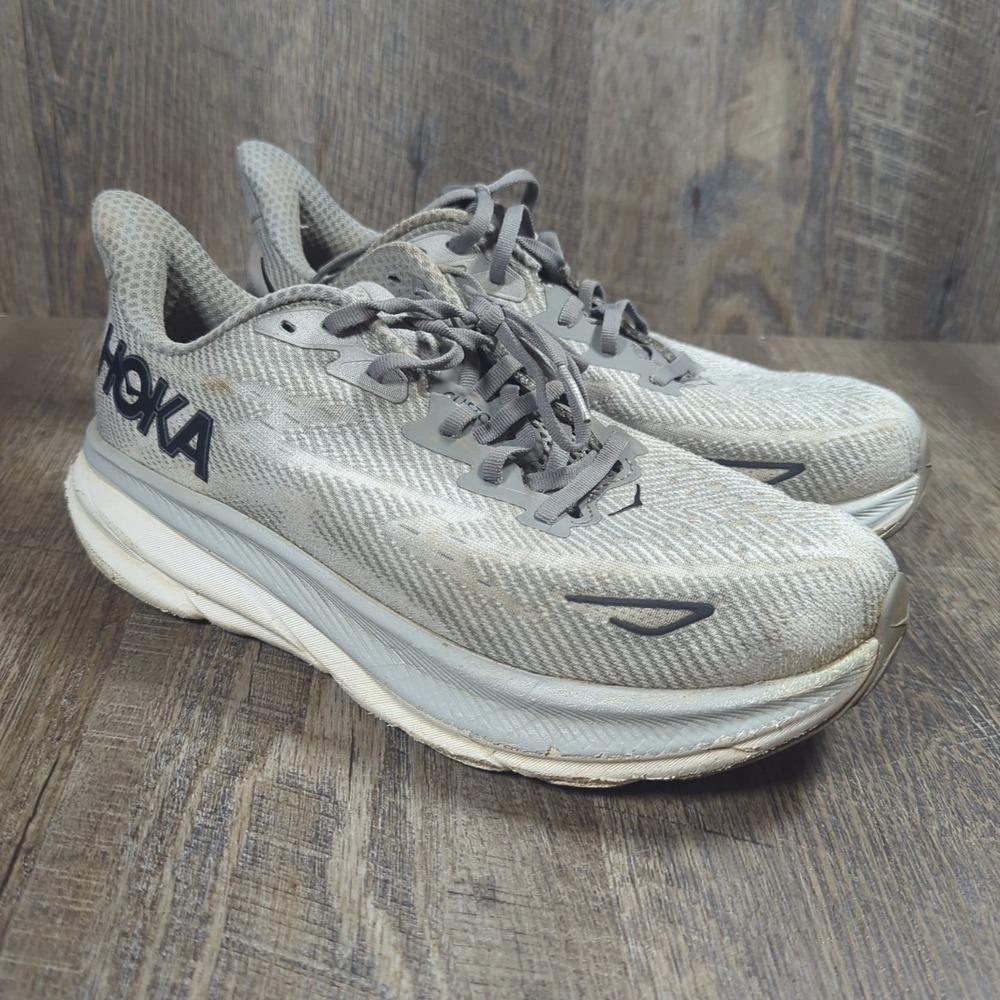 Hoka One One Mens Clifton 9 Size 8 2E 1132210 HMBC Gray Running Shoes Sneakers